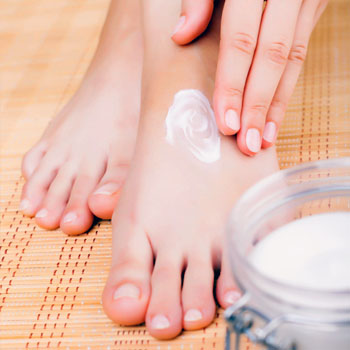 Tratamento de Hidratação nos Pés em Santos